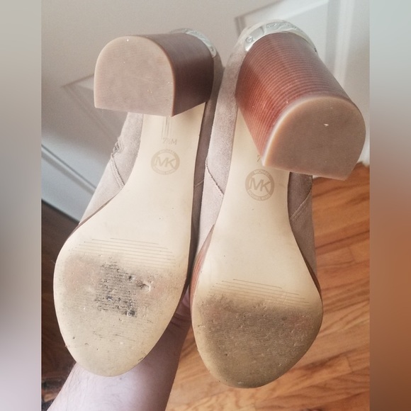 Michael Kors REGINA Riding Boots Tan Suede Size 7.5 - Picture 3 of 3